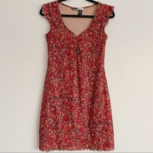 ⭐️ 90s Lettuce Edge Floral Midi Dress